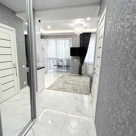 Malinki Apartment Odesa Exterior foto